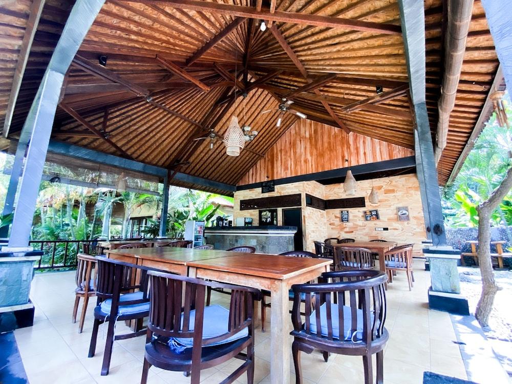巴厘布纳海滩小屋酒店 艾湄湾 外观 照片