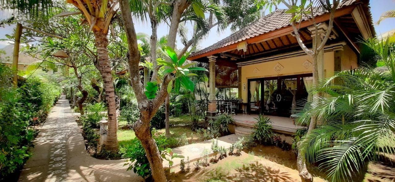 巴厘布纳海滩小屋酒店 艾湄湾 外观 照片