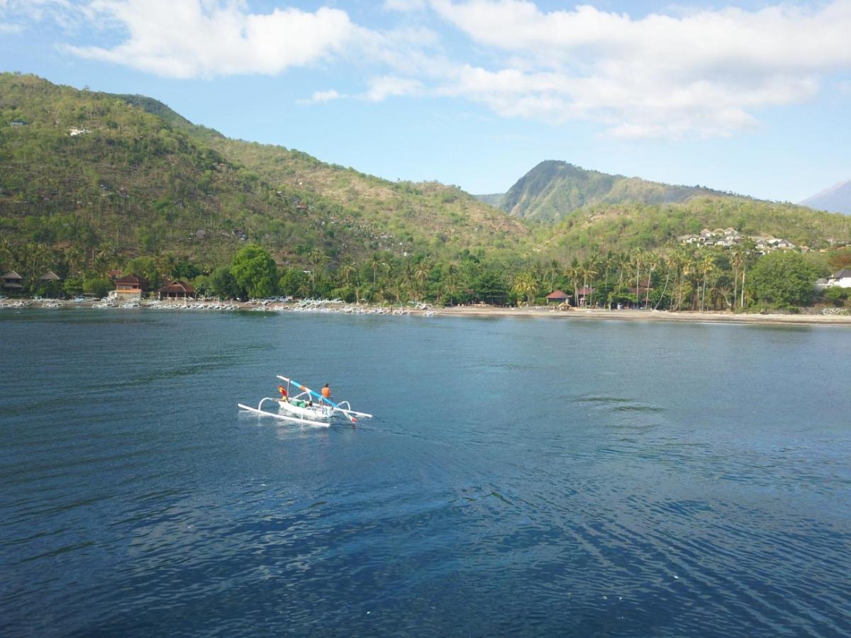 巴厘布纳海滩小屋酒店 艾湄湾 外观 照片